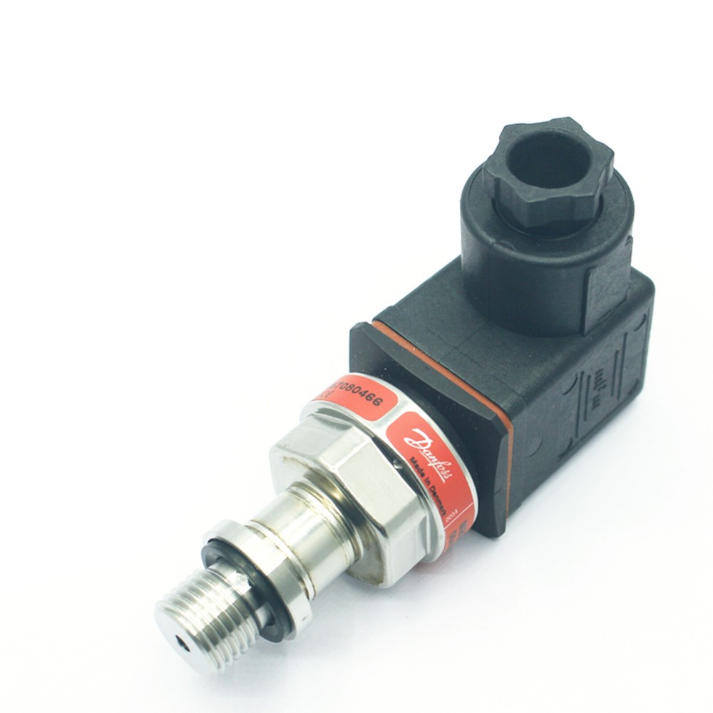 DANFOSS MBS1900 064G6531 Pressure Sensor New