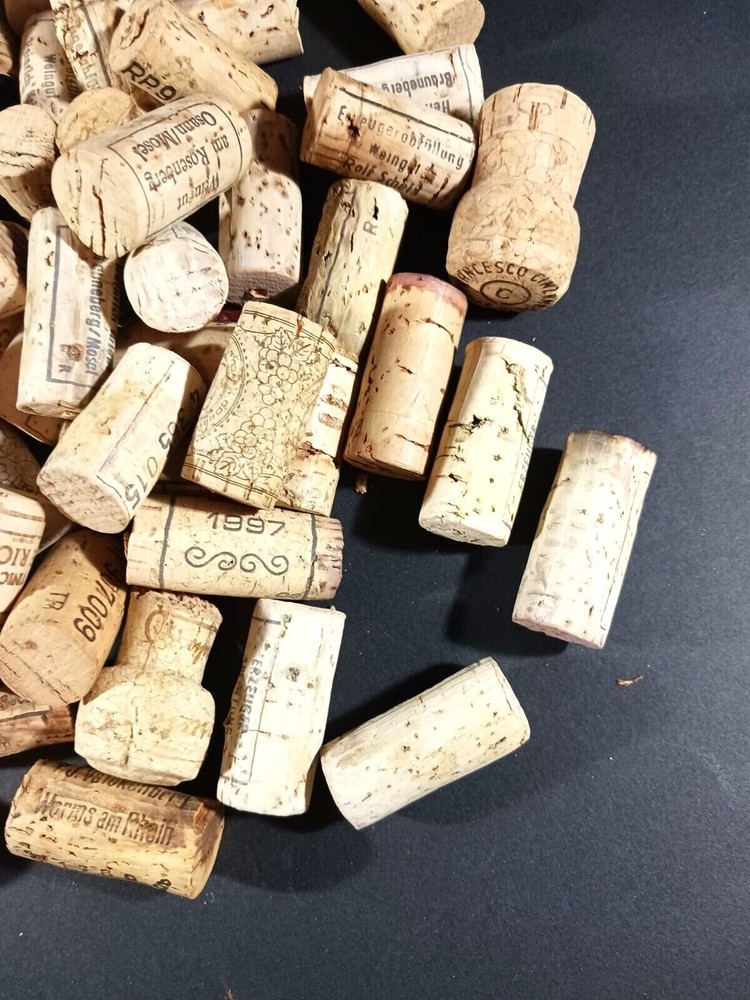 75 Used Natural Wine Corks Crafting Interior Design Projects Diff Sizes/Shapes