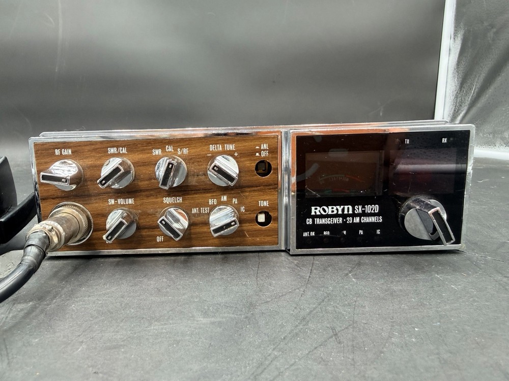 1978v Robyn SX-102D CB Transceiver UNTESTED