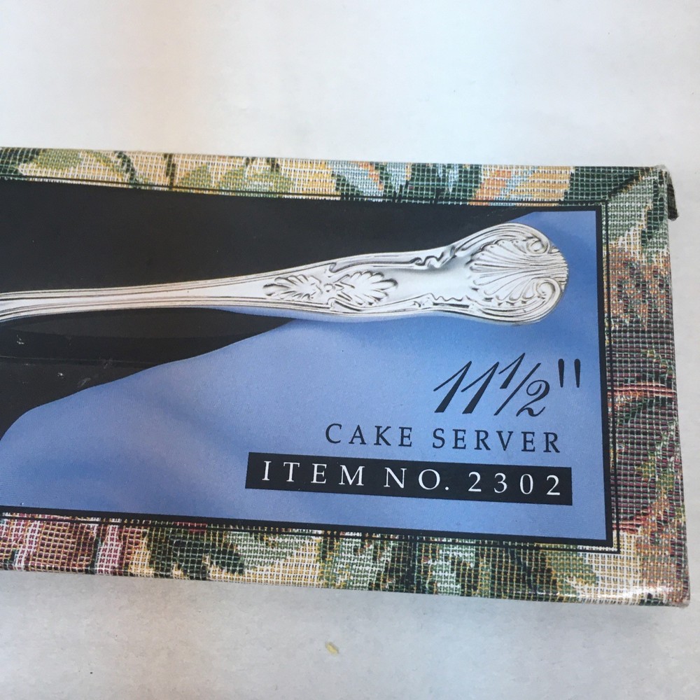 Etched Ornate Wedding Or Celebration Cake Server