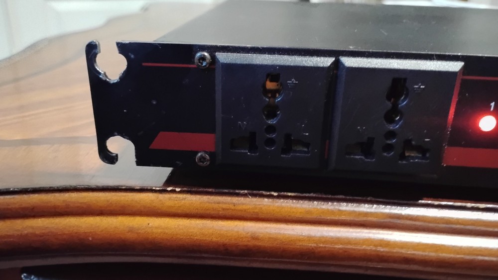 Pyle Sequence controller power conditioner PLEASE READ DESCRIPTION