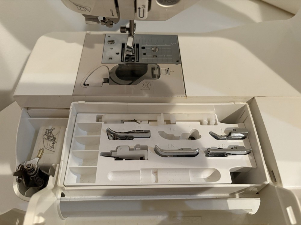 Babylock Ellure BLR Sewing Machine