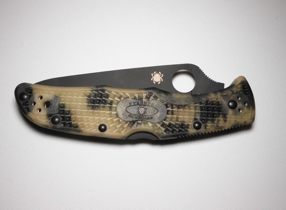 Pre-owned Spyderco C10ZFPGITDBK Endura GITD TiCN coated blade