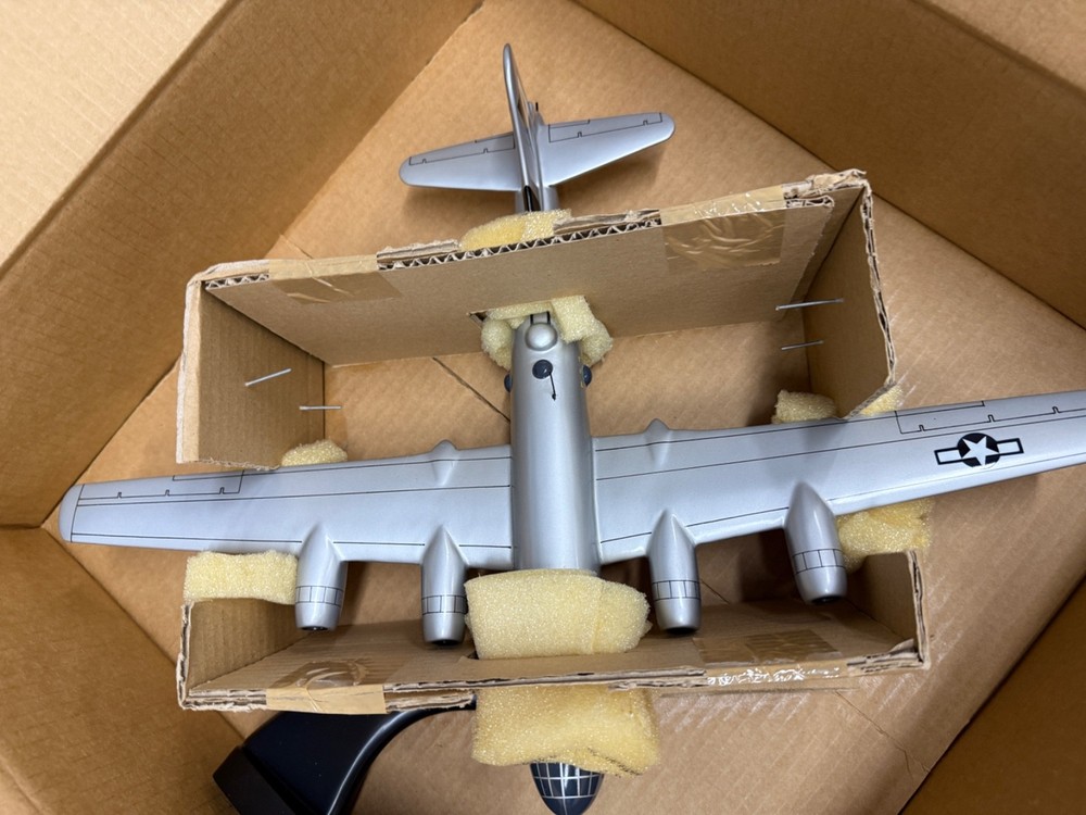 J and E Aircraftmodel wood display B-29 display aircraft