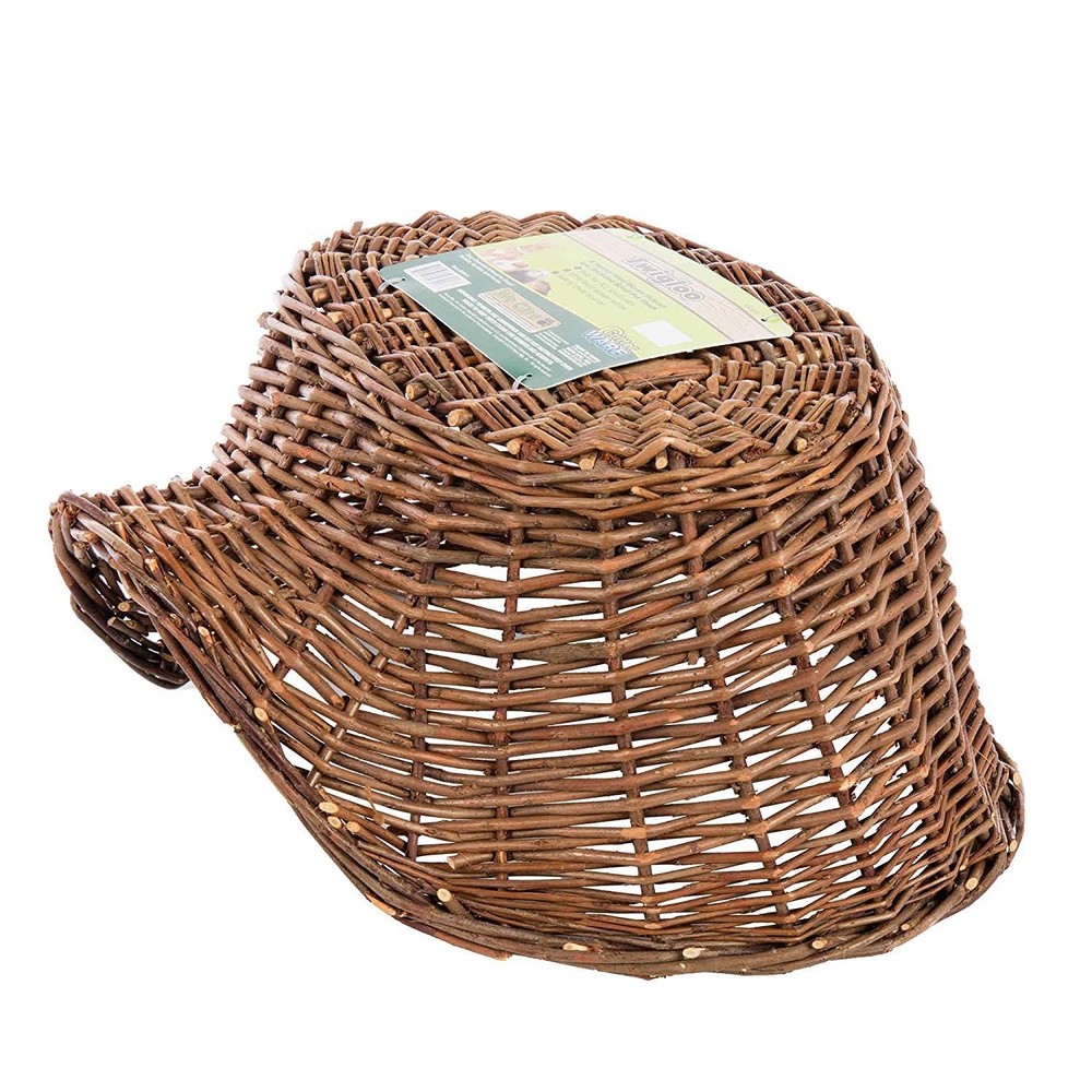 Hand Woven Willow Twigloo Small Pet Hideout Medium