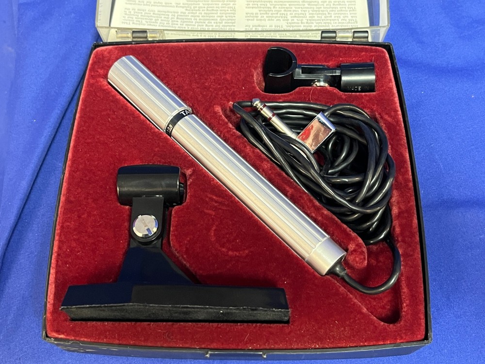 Tanberg TM6, Vintage Dynamic Microphone w/Stereo 1/4" plug