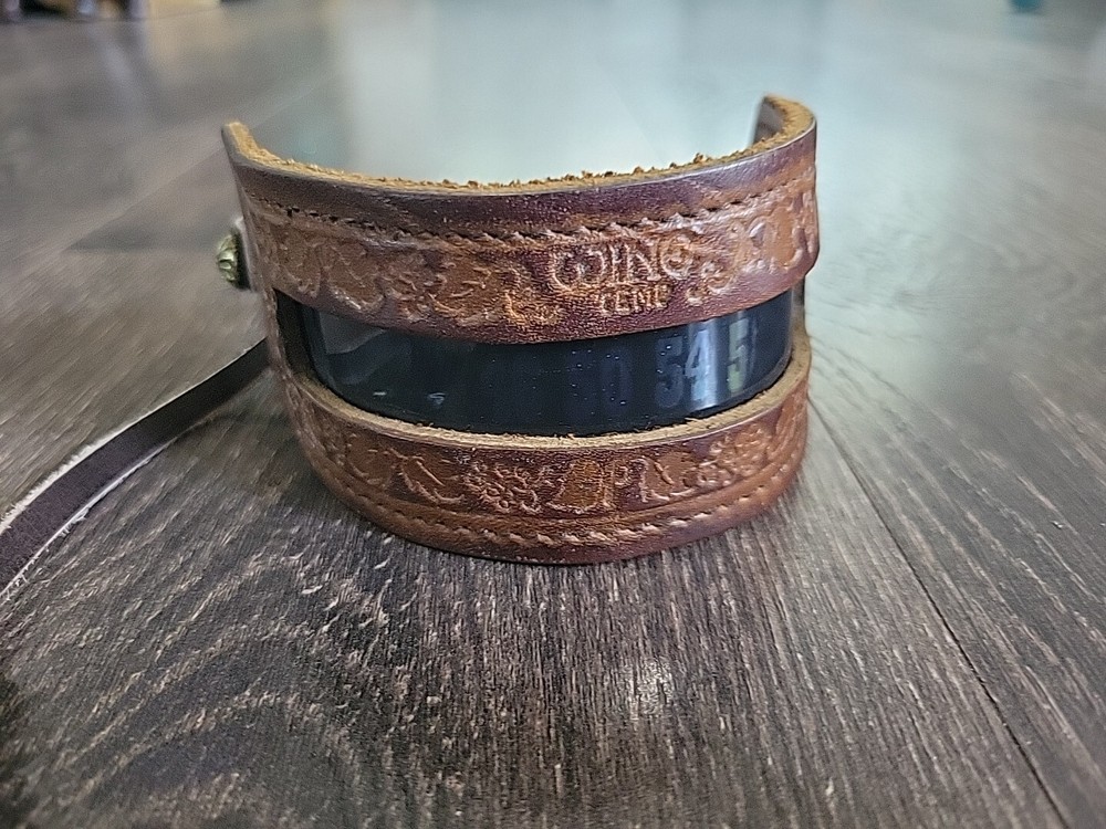 LEATHER WINE TEMPERATURE THERMOMETER VINTAGE HAND TOOLED