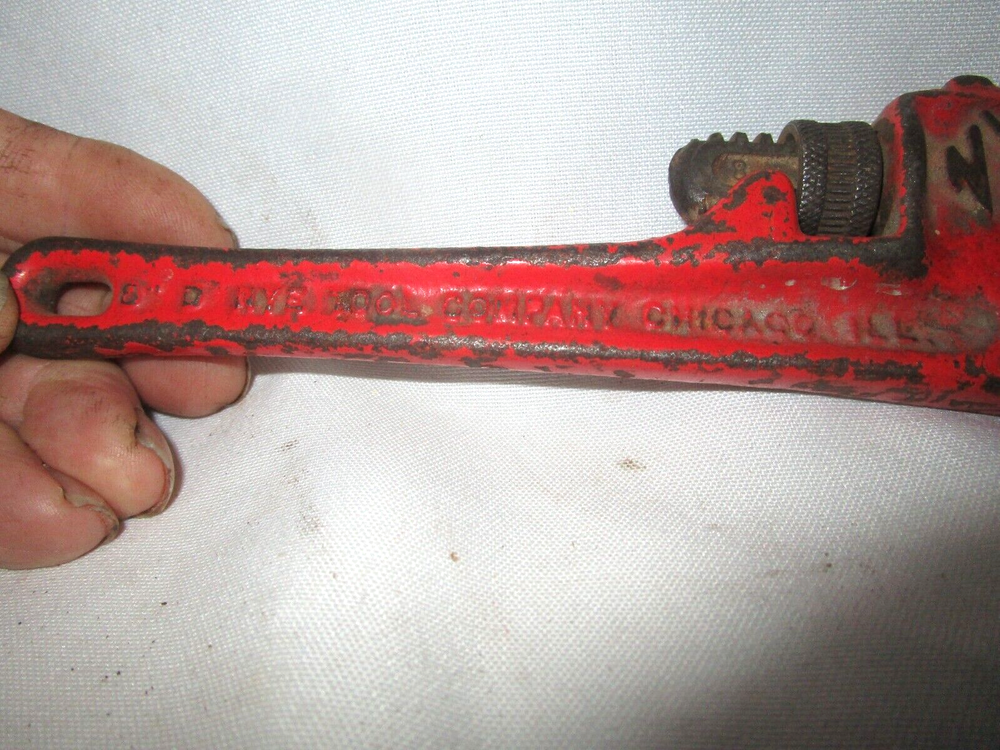Vintage NYE 8 inch pipe wrench