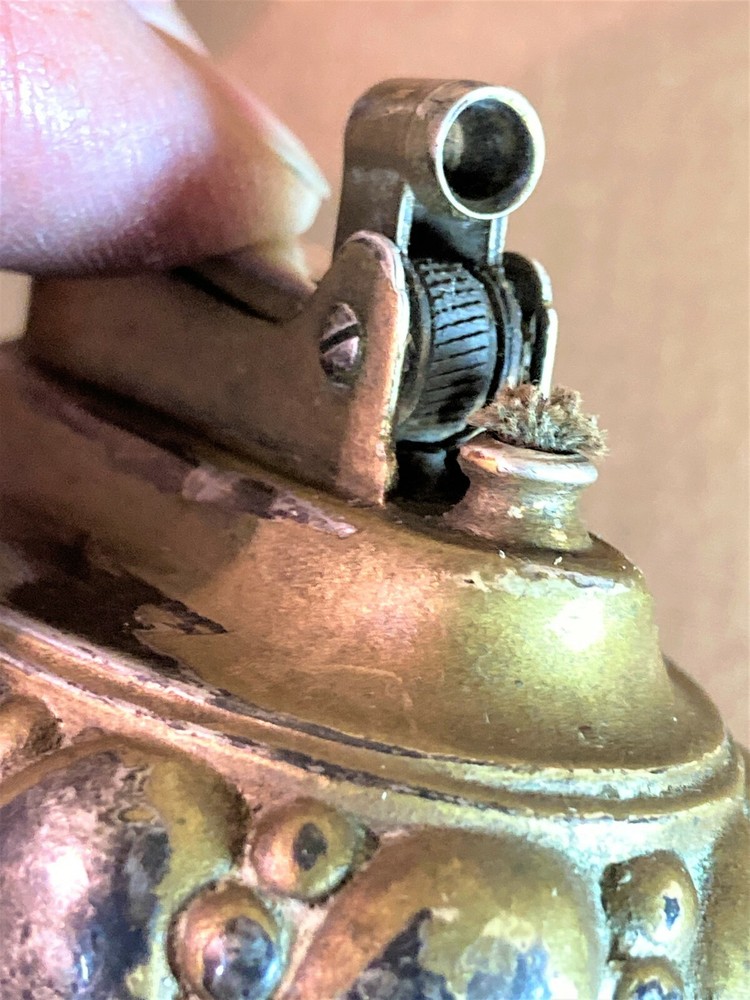 Vintage "CROWN" Table Lighter by Ronson, 3 Inches Long,