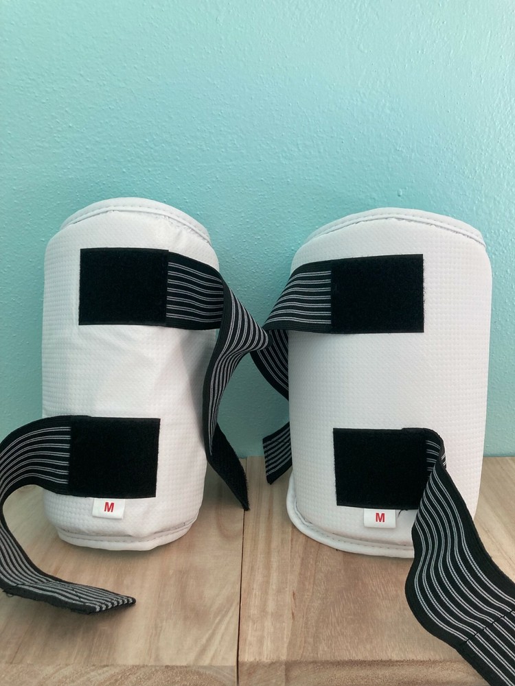 MARTIAL ARTS SPARRING GEAR ADULT MEDIUM