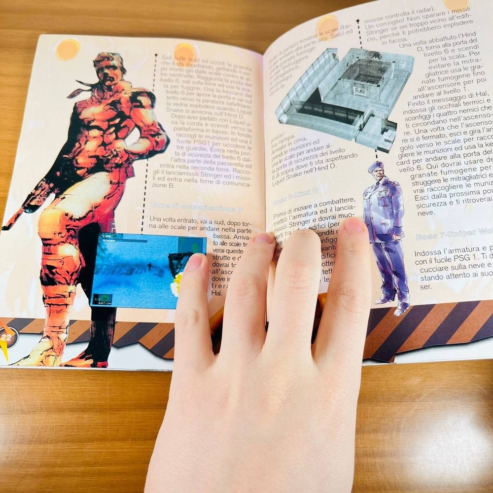 METAL GEAR SOLID GUIDE COMPLETE ITALIAN SOLUTION - FREE PS1