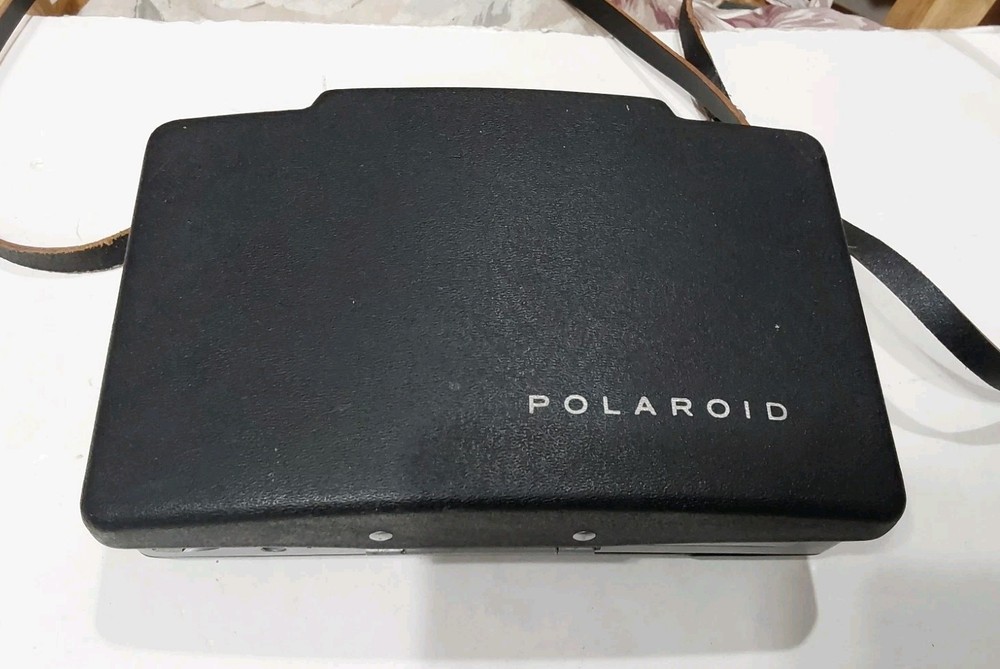 Vintage  Polaroid Cold Clip. Not Tested.