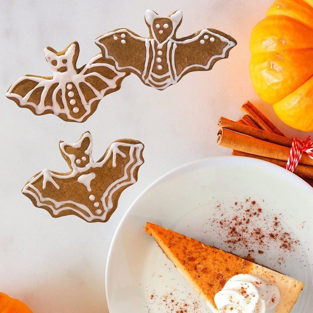 Cookie cutter for gingerbread, bat shape, 8 cm