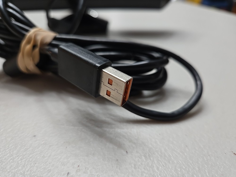 Microsoft Model 1414 Xbox 360 Kinect Sensor Bar Camera Only - Black Not Tested