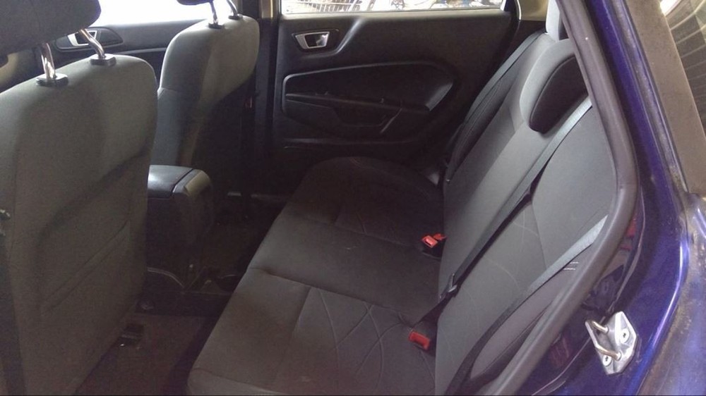 FIESTA 2016 Transmission Shift 664090