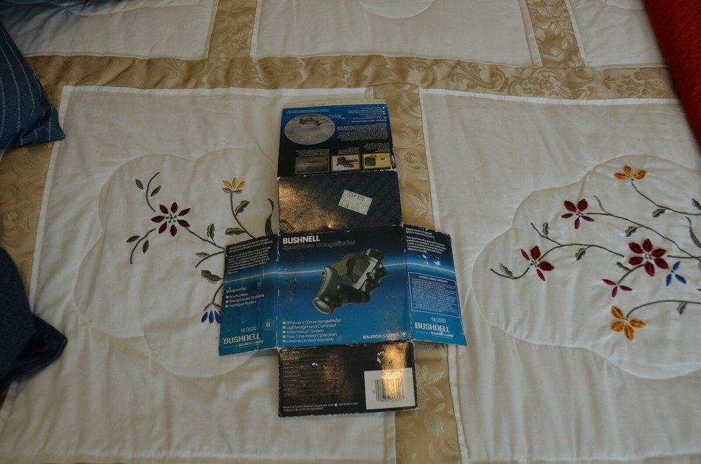 Bushnell 5X20 Rangefinder Box