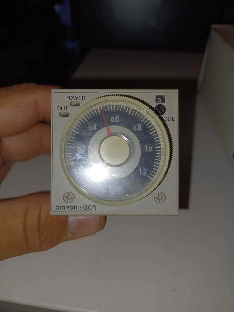 Omron Timer Module H3CR-A8S