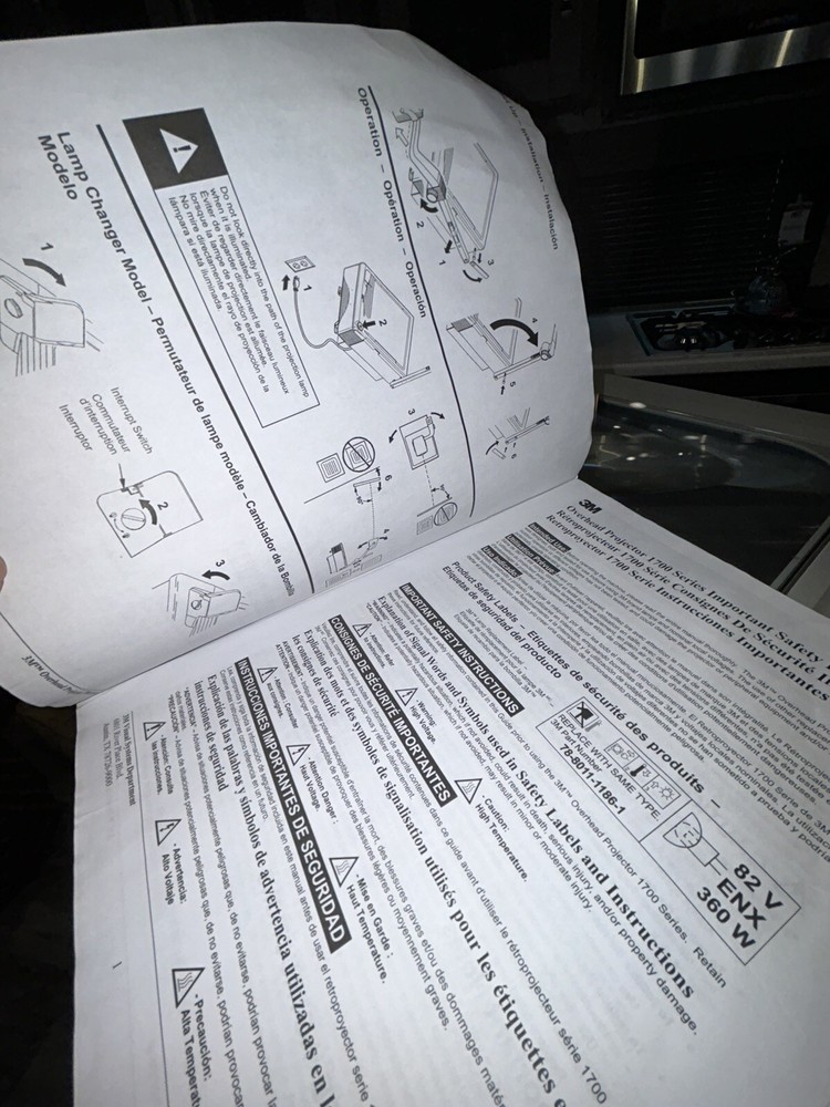 3M 1700 Overhead Transparency Projector Model 1700. USED - WORKING