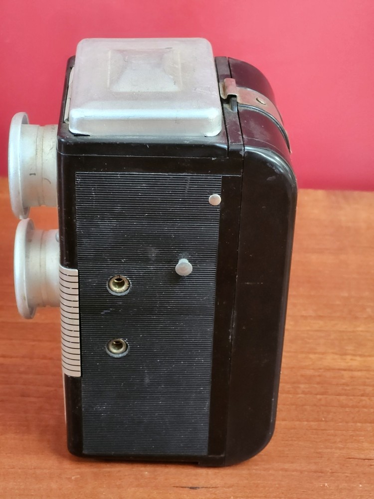 Herbert George Co. INSTA FLASH 620 CAMERA - Untested & Sold As Is