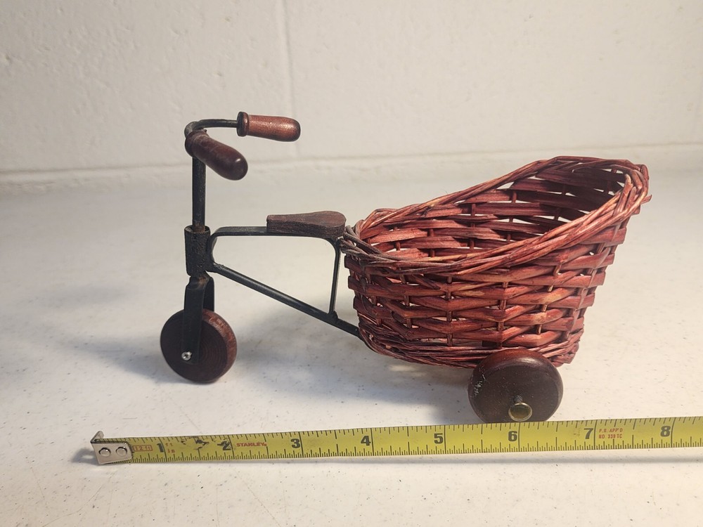 Bicycle Basket Decoration