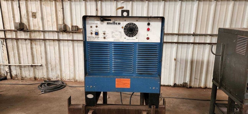 Miller Gold Star 300SS DC Arc Welder