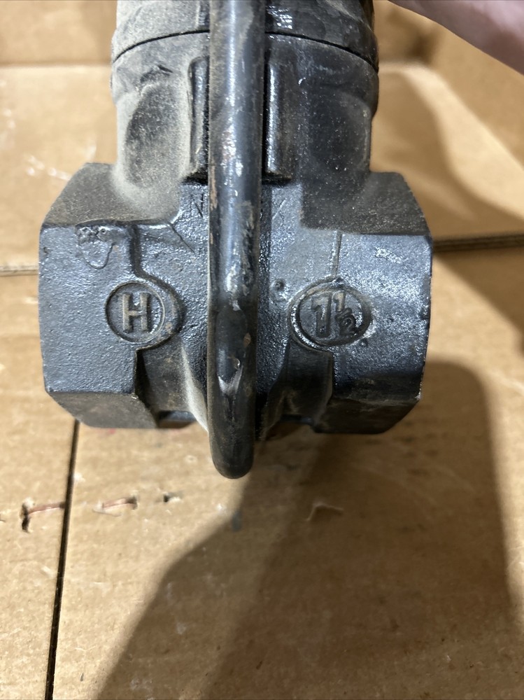 Hammond 1 1/2" Brass Gate Valve 1R337 (C3D)