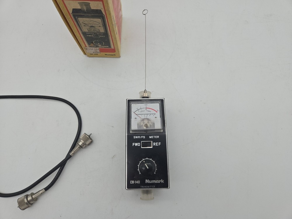 Numark CB-140 SWR/FS CB RF Multi Meter with original box & antenna