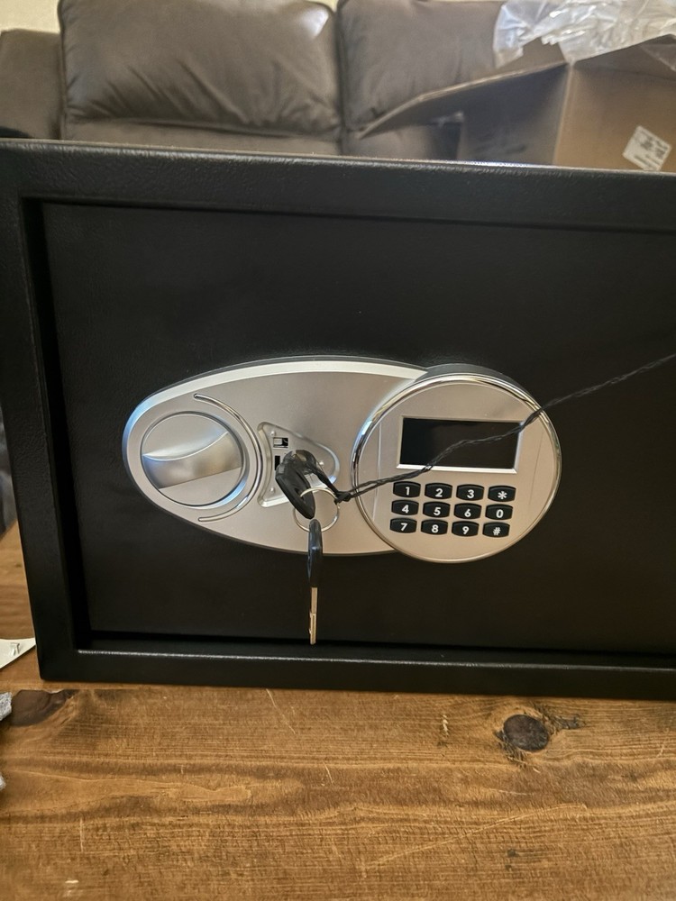 AmazonBasics 1.52 cu ft Black Digital Safe with Key, Adjustable Shelves, 42SAM