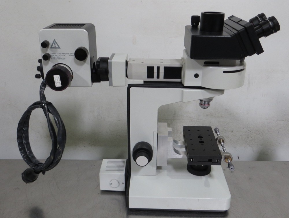 T199186 Leitz Laborlux D Trinocular Microscope w/ EF 4X Objective