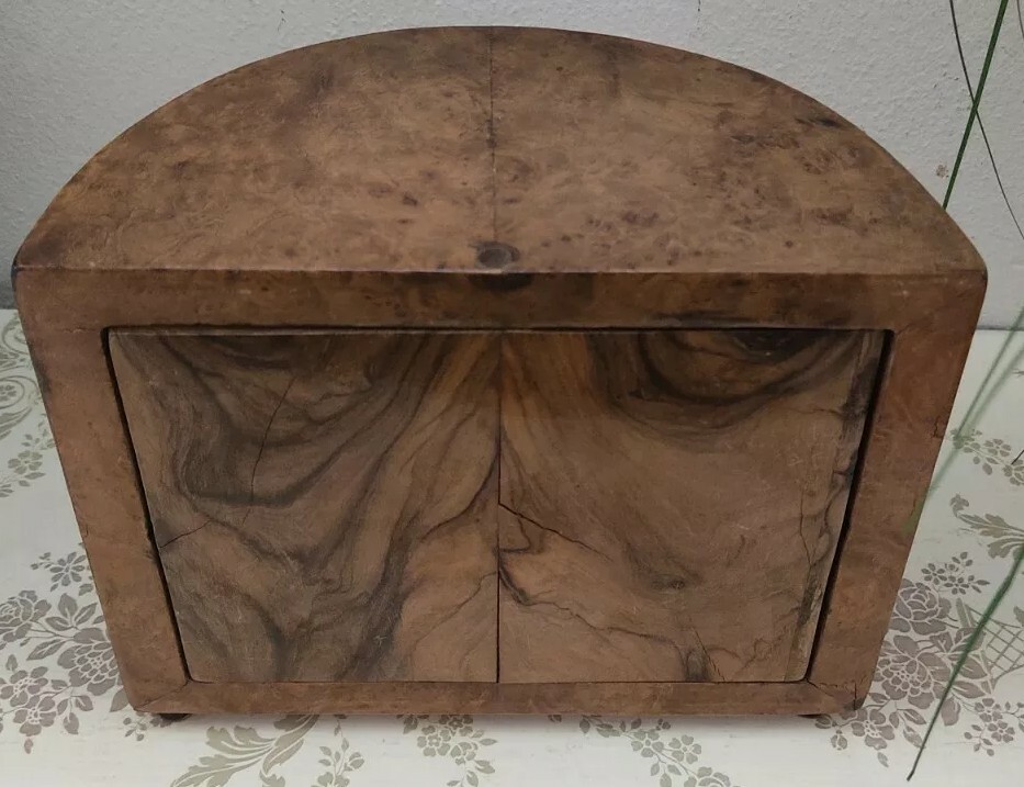 Cigarette holder, box, antique root box 1940s