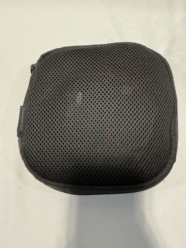 POLY Blackwire 5220 Stereo USB & 3.5mm Computer/Phone Headset w/Case
