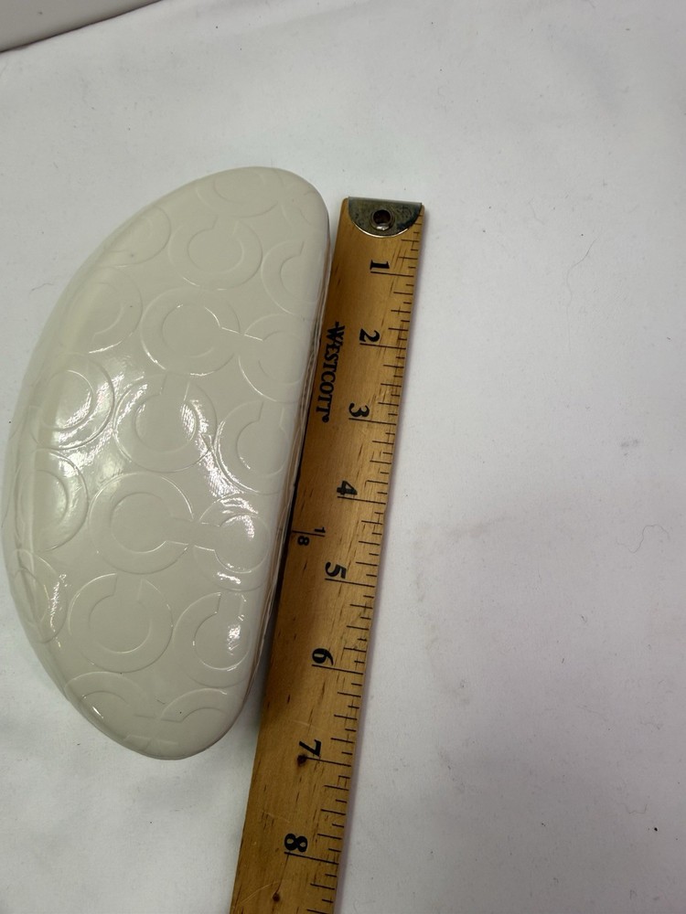 COACH SUNGLASSES HARD CASE CLAM SHELL STYLE EMBOSSED C