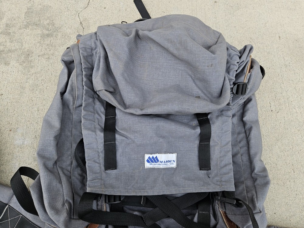 MADDEN Mountaineering Backpack
