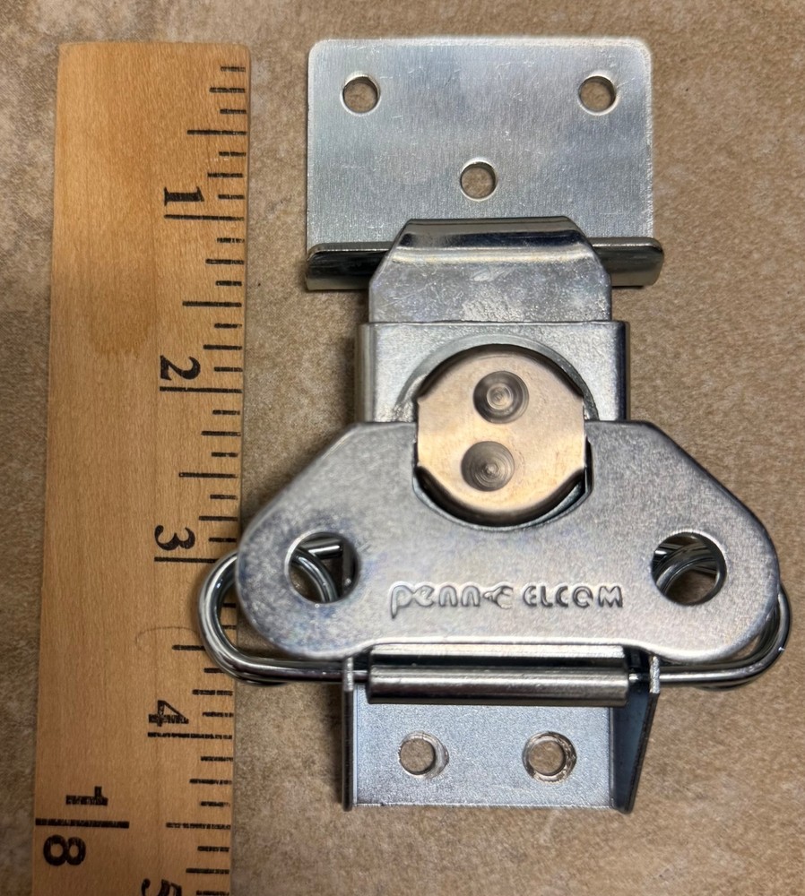 2 Penn Elcom Surface Mount Butterfly Latches L0925Z