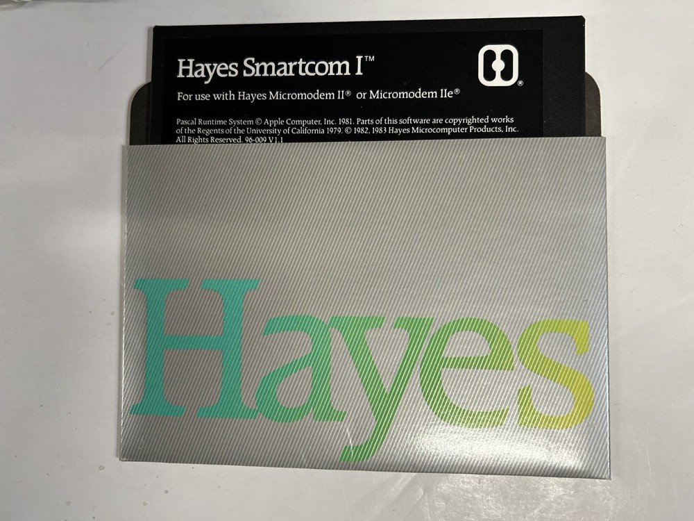 Hayes Micromodem IIe Smartcom 1 Manual & Software