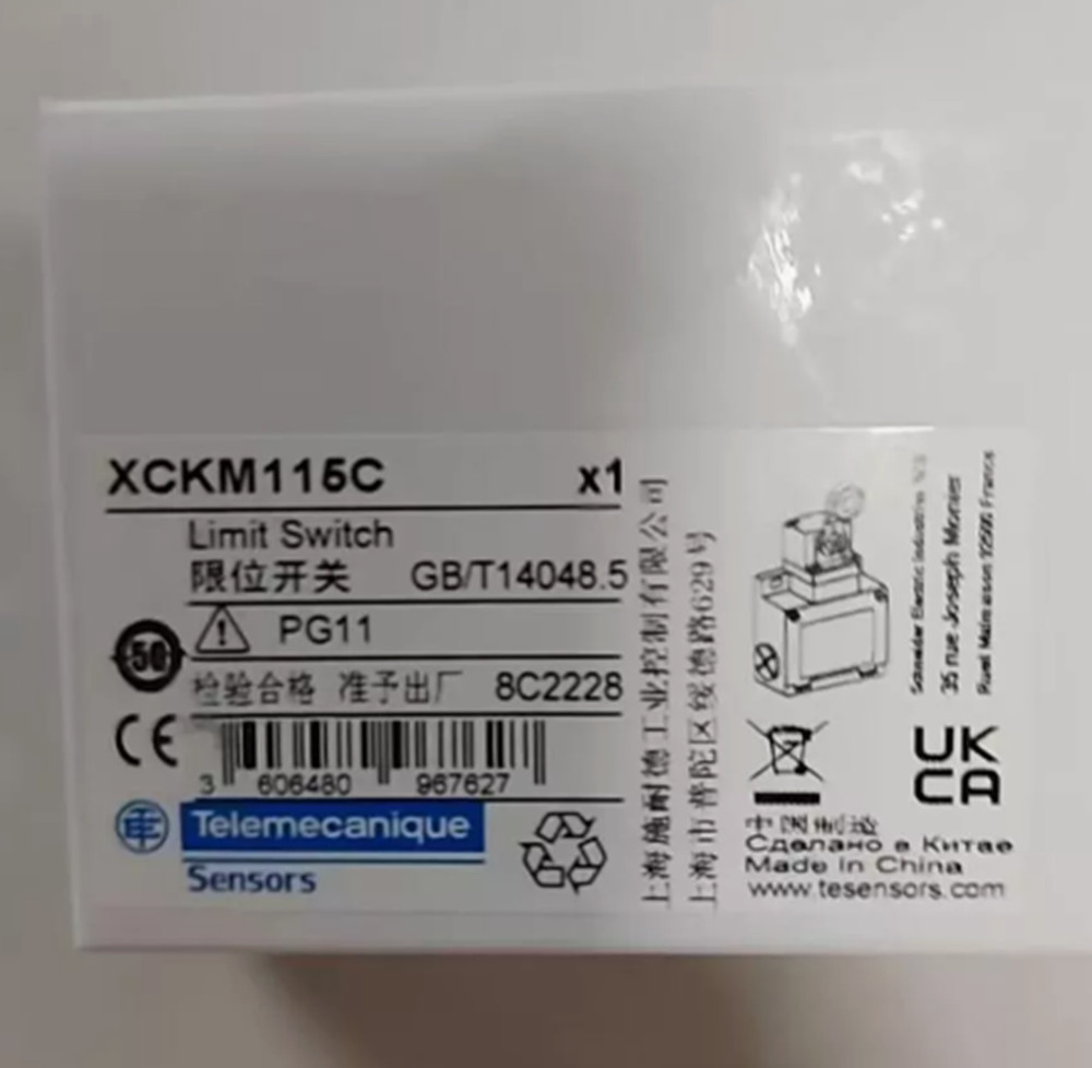 New In Box Schneider XCKM115C Limit Switch