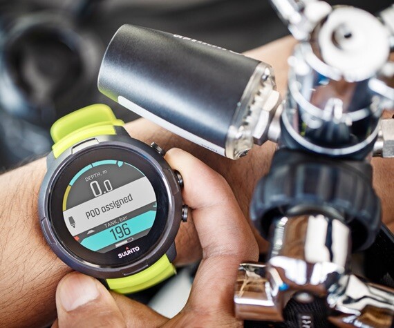 Suunto D5 Dive Computer - Lime Green and White