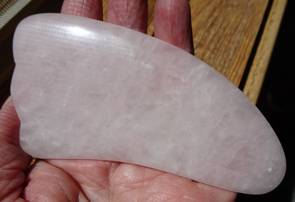 Rose Quartz Gua Sha Massage Tool sc953b