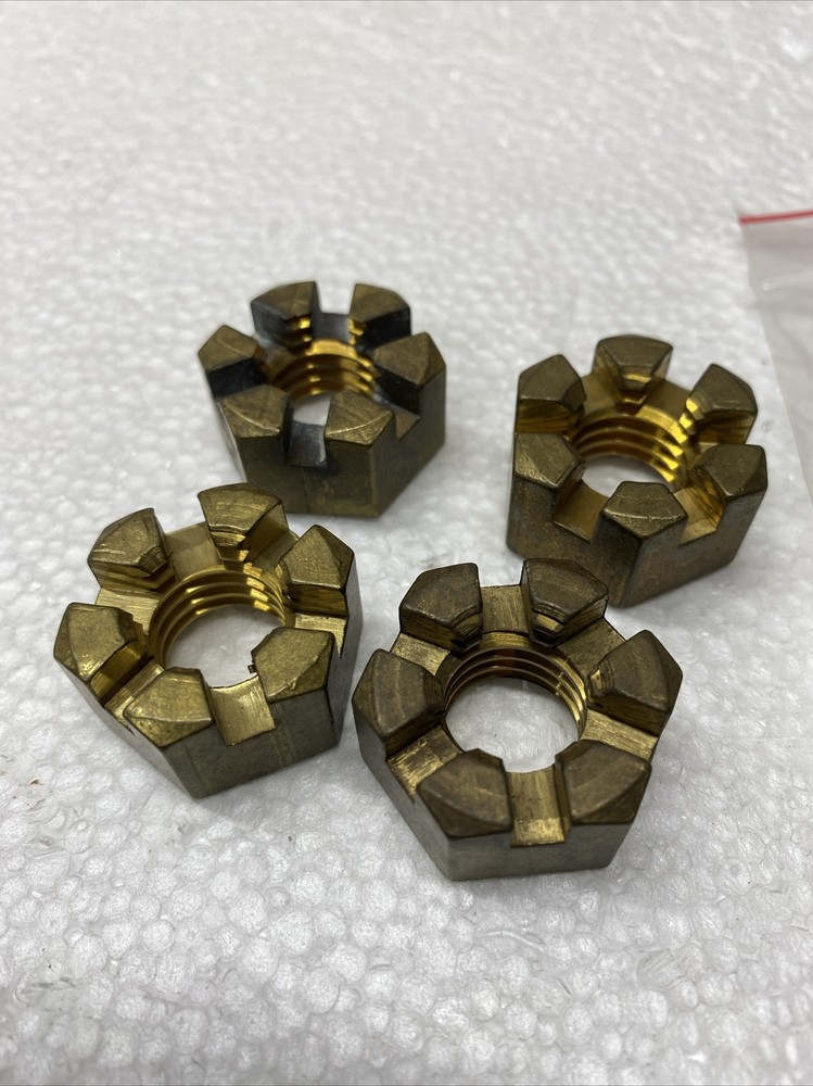 Four Brass Evinrude Johnson Prop Nuts 314503 BB-449