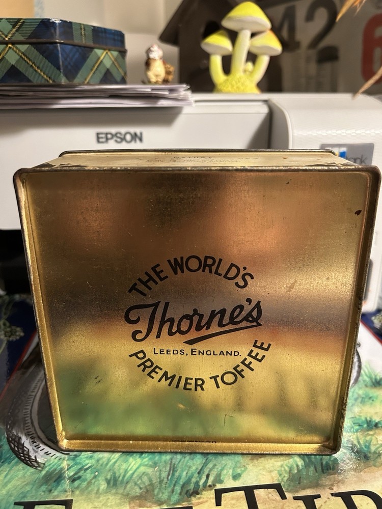 Thrones Premier Toffee Tin