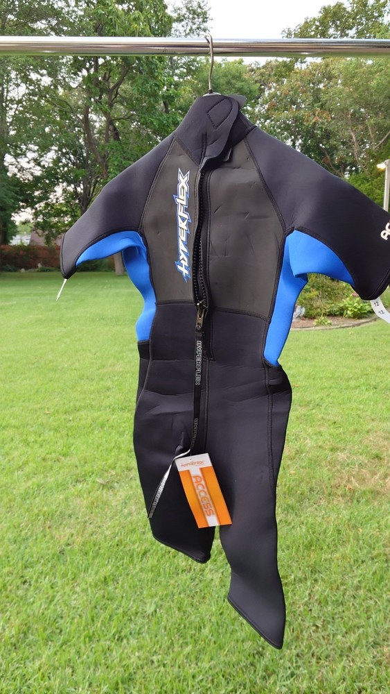 NEW HYPERFLEX JR ACCESS 2MMBACK ZIP- SIZE 12 - JUNIOR SPRING WETSUIT