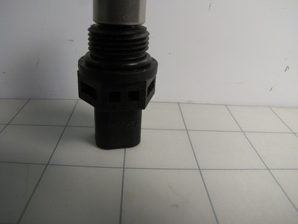 RE537634 Engine Speed Sensor for John Deere NEW