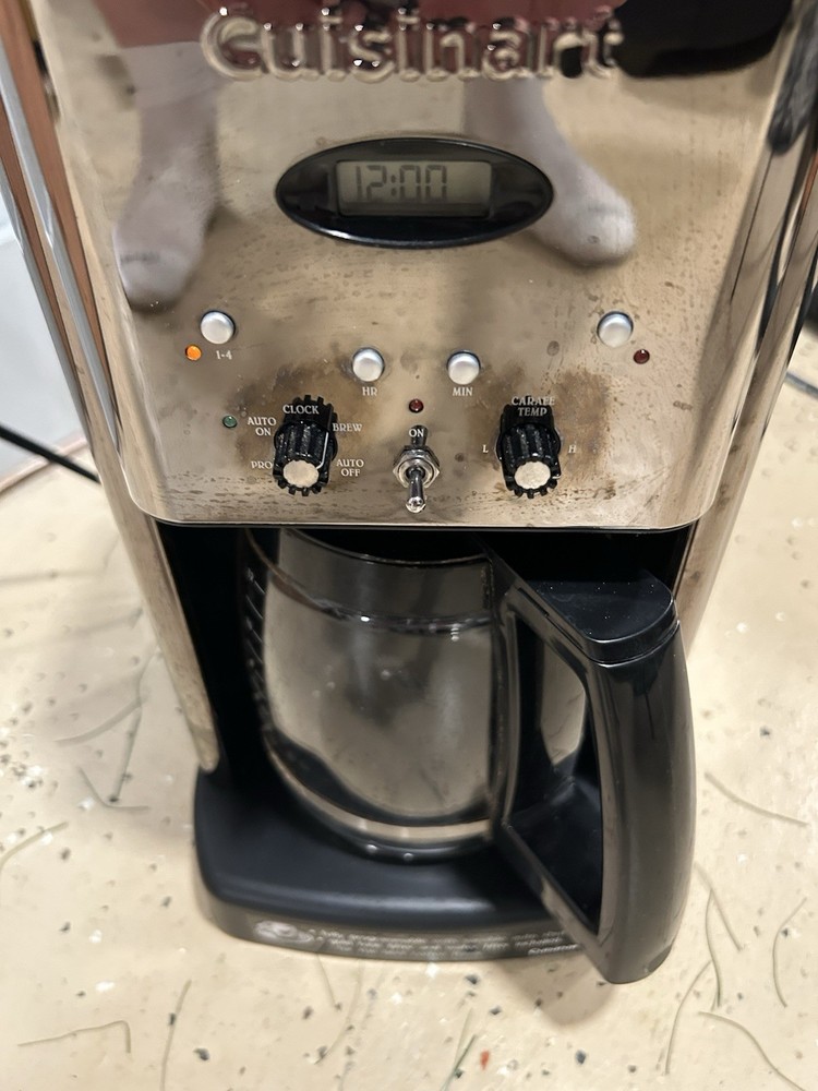 cuisinart coffee maker Model DCC-1200BCH