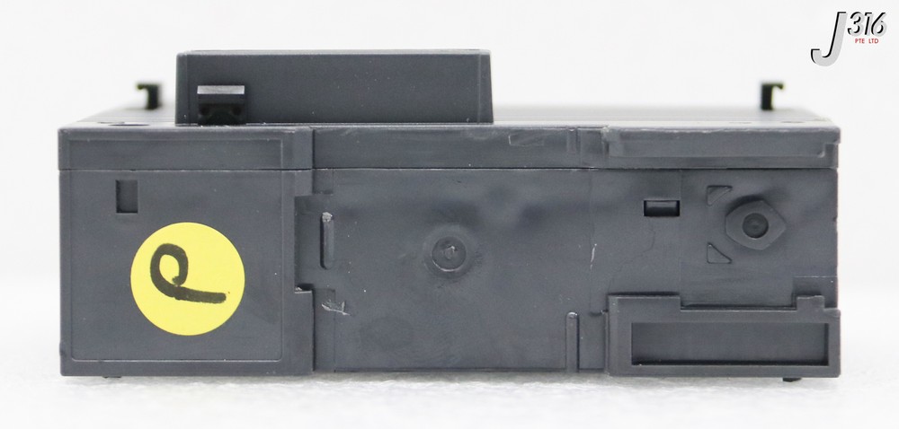 36822 KEYENCE D/A CONVERSION UNIT, 4 ANALOG OUTPUT CHANNELS KV-DA40