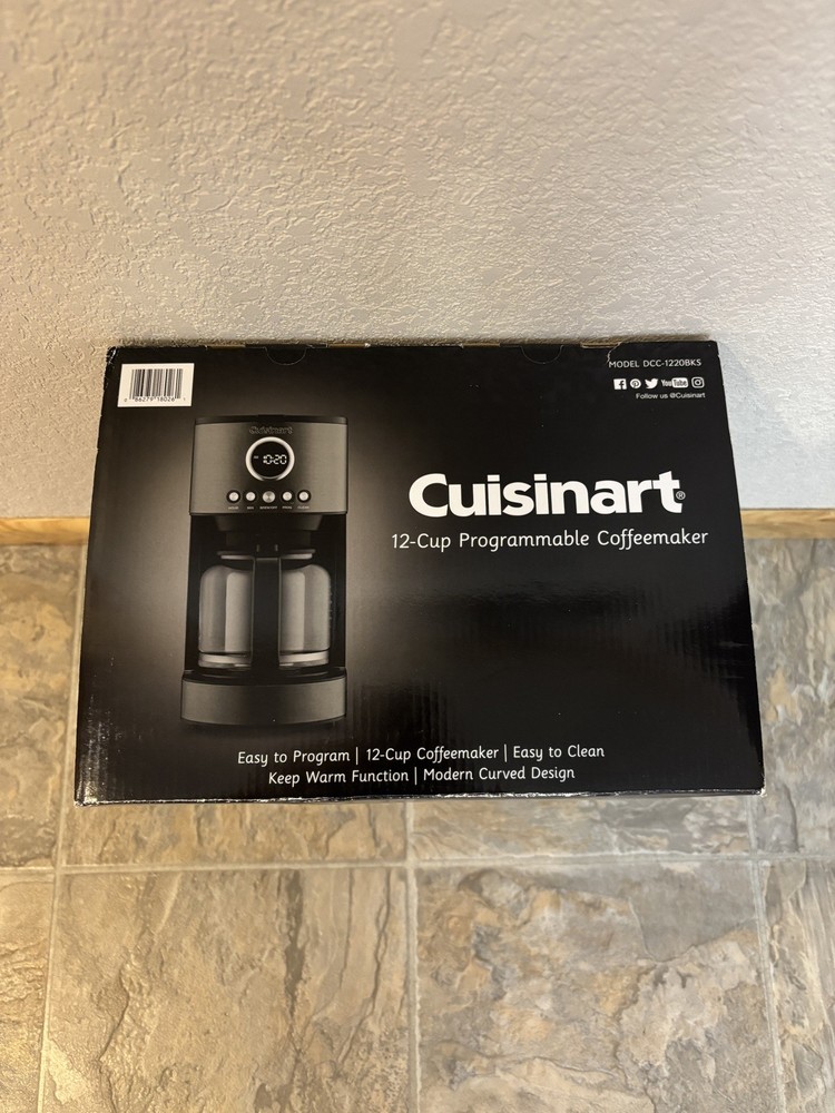 New Cuisinart 12 Cup Programmable Coffeemaker BLACK STAINLESS Model# DCC-1220BKS