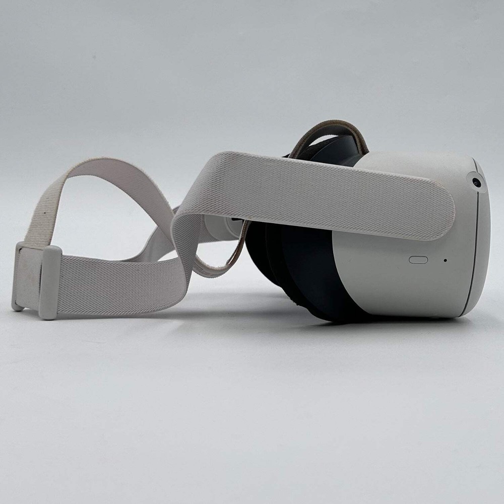 Meta Quest 2 128GB VR System KW49CM