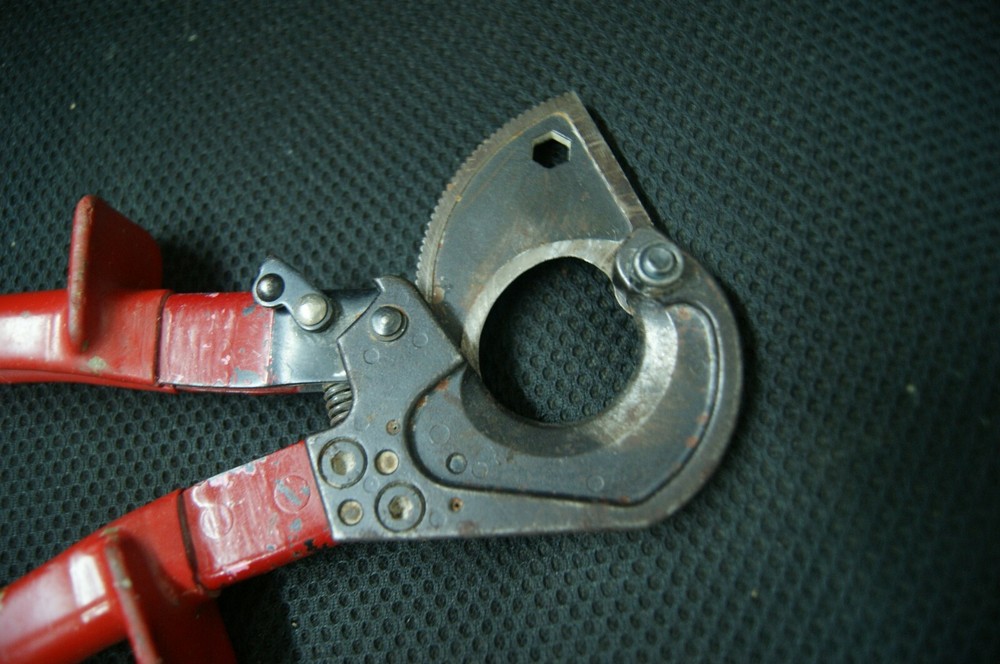 KLEIN 63060 CABLE CUTTER