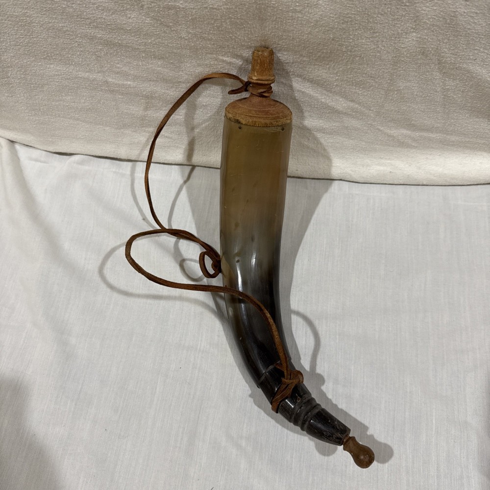 VTG Black Powder Horn Muzzleloader Hunting w/Leather Strap