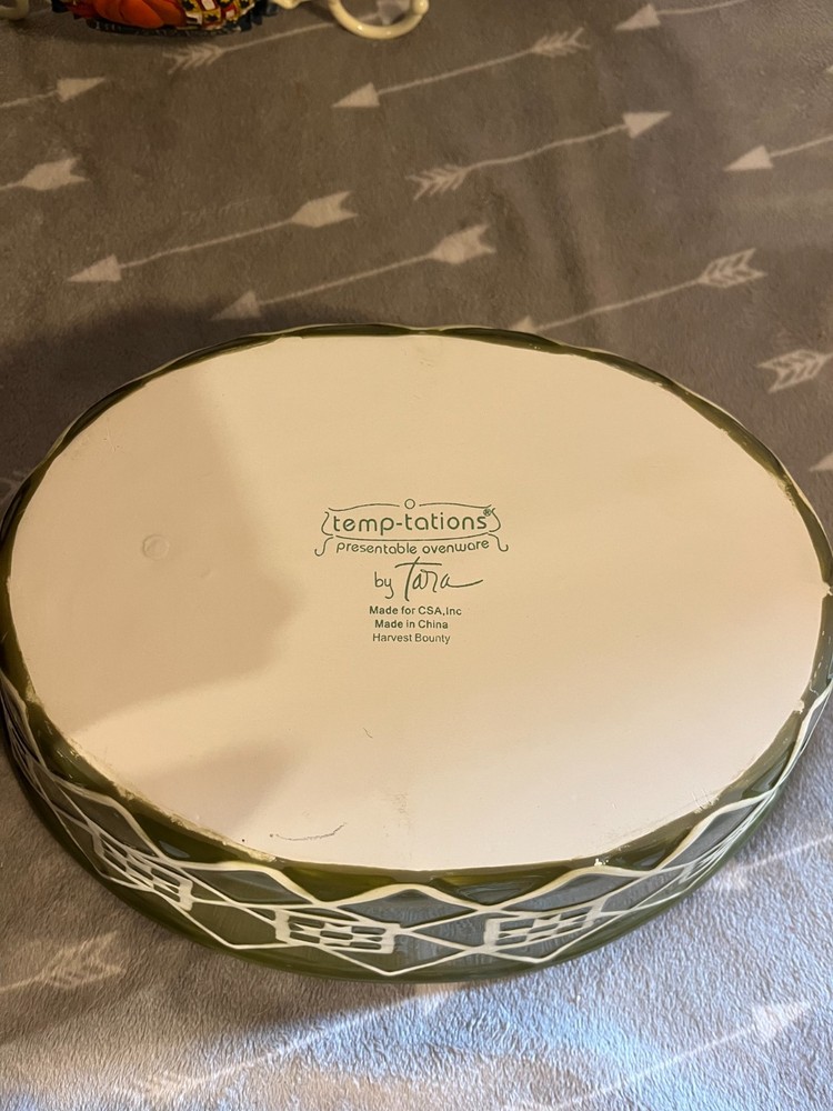 Temptations Harvest Bounty By Tara Divided Serving Dish w/ Decorative Rack!