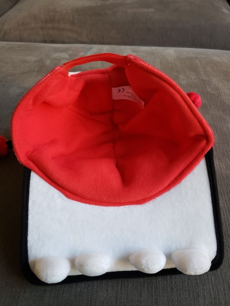 Universal Studios Despicable Me Minion Carnival Hat! - Excellent Condition!!